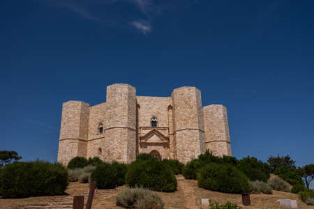 Andria, Puglia, Castel del Monte. Castel del Monte is a thirteenth century fortress built by the Emperor of the Holy Roman Empire Frederick II in the plateau of western Murge, in Puglia.のeditorial素材