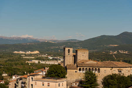 Molise, Macchia d'Isernia. Baronial castle D'Alena. Viewのeditorial素材