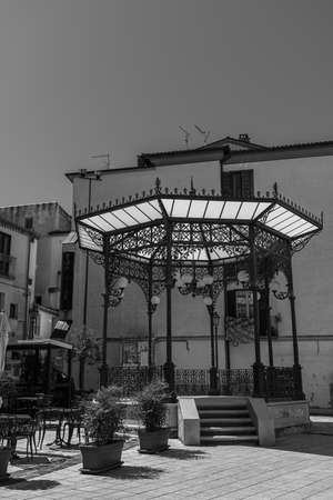 Isernia is an Italian town of 21.624 inhabitants, the capital of the homonymous province in Molise. Among the first documented Palaeolithic settlements in Europe, in ancient times it was a thriving Samnite city, capital of the Italic League and later Roman Municipium.の写真素材