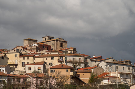Macchia d'Isernia is an Italian town of 1,008 inhabitants in the province of Isernia in Molise. The most important monuments are the baronial castle D'Alena and the church of San Nicola di Bari.の写真素材