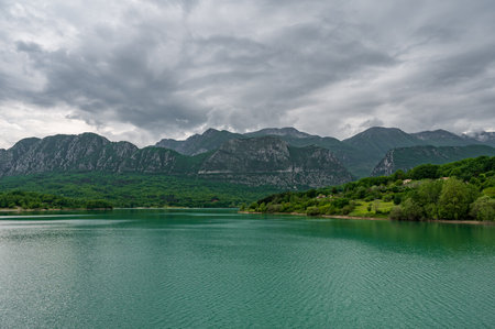 The lake of Castel S. Vincenzo is an artificial basin built in the late 1950s for hydroelectric purposes. The lake has an area of 6,140 kmÂ² and has a capacity of 10 million cubic metresの写真素材