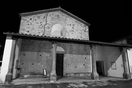 Built between 1085 and 1096, it was partially rebuilt in the XIII century. An elegant architraved portico with late medieval terracotta pillars leans against the gabled faÃ§ade.の写真素材