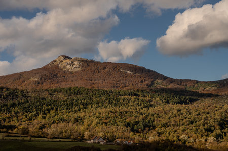 Molise is an Italian mountainous region with a stretch of coast overlooking the Adriatic Sea. It includes a part of the Abruzzo National Park in the Apennine mountain range, with a rich wildlife.の写真素材