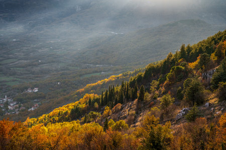 Molise is an Italian mountainous region with a stretch of coast overlooking the Adriatic Sea. It includes a part of the Abruzzo National Park in the Apennine mountain range, with a rich wildlife.の写真素材