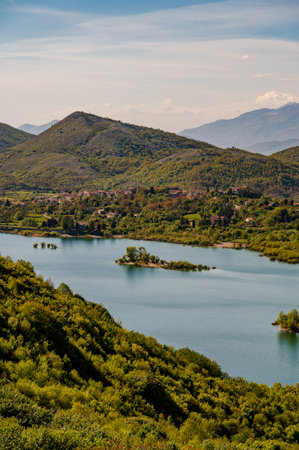 Lake Gallo Matese is an artificial lake, created by damming the course of the Sava river. This enchanting place has been defined as the "little Matesina Switzerland" due to its natural characteristicsの写真素材