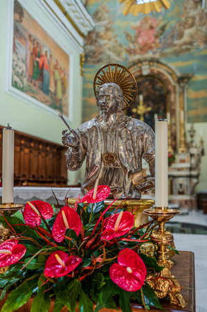 Isernia, Molise. The Cathedral of St. Peter the Apostle is the most important Catholic building of the city of Isernia, mother church of the Diocese of Isernia-Venafro.の写真素材