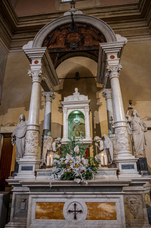 The church of S. Francesco or sanctuary of the Eucharistic Miracle is annexed to the homonymous convent of the Friars Conventual. It contains the famous relics of the Eucharistic miracle of Lanciano.の写真素材