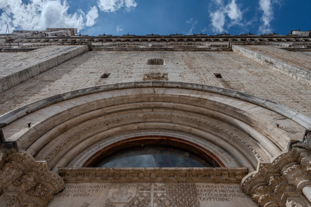 The Gothic-style Palazzo dei Consoli was built in the 14th century by the city government, which sought to demonstrate the city's grandeur and power. Since 1901, it has housed the civic museum.の写真素材
