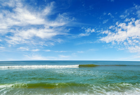 Ocean waves, azure sea. Tropical beach