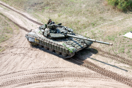 Kharkiv, Ukraine - August 12, 2016: Main battle tank at a firing rangeのeditorial素材
