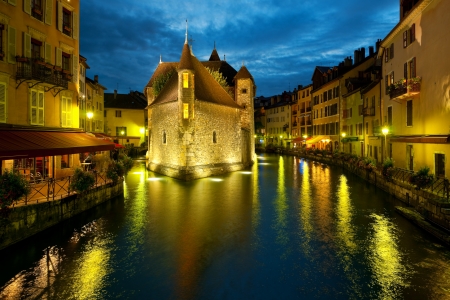 Wonderful view of night Annecy and Palais de lの写真素材