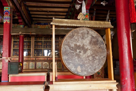 Traditional tibetan drum in a Ladakh gompaの写真素材