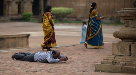 Hindu prayer in the ancient templeのeditorial素材