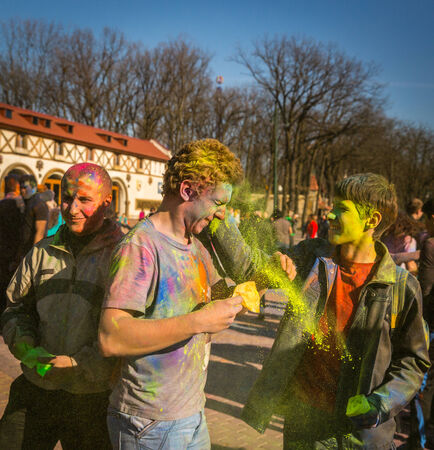 KHARKIV, UKRAINE-MARCH 22: Holi celebrations on March 22, 2014 in Kharkiv, Ukraine. Celebrating the Indian festival of colors and spring Holi in Gorky Parkのeditorial素材
