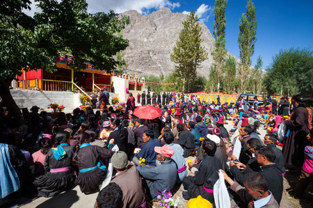 NUBRA, INDIA-SEPTEMBER 6: Ladakh People 6, 2011 in Nubra, India. Indian people on the street in Nubra. Ladakh province.のeditorial素材