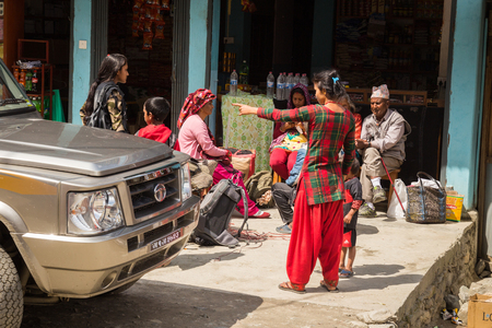 NARCHYANG, NEPAL-MARCH 18: Himalayas people 18, 2015 in Narchyang, Nepal. People on the track to the Annapurna Base Camp.のeditorial素材