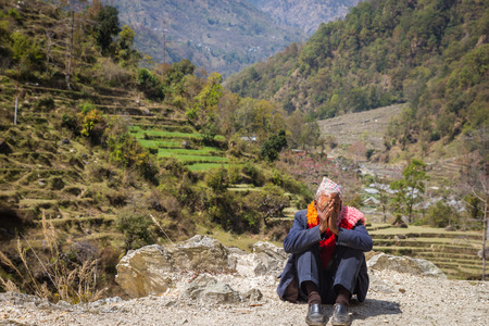 NARCHYANG, NEPAL-MARCH 18: Himalayas people 18, 2015 in Narchyang, Nepal. People on the track to the Annapurna Base Camp.のeditorial素材