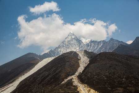 View from the track to the Everest Base Campの写真素材