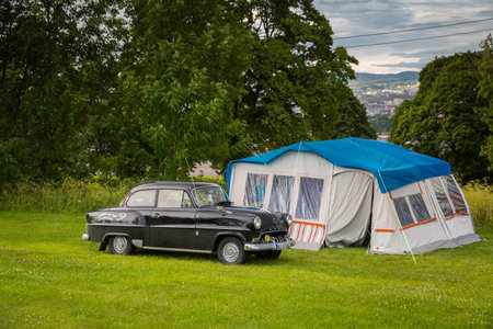 OSLO, NORWAY-JULY 16: Camp in Oslo 16, 2016 in Oslo, Norway. Camping in the Oslo, on a summer evening.のeditorial素材