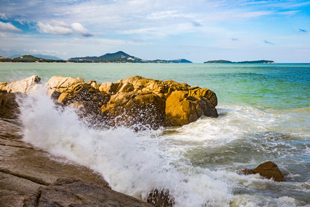 Waves on the tropical island Samuiの写真素材
