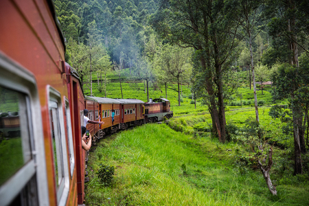 NUWARA ELIYA, SRI LANKA-APRIL 12: Old train on April 12, 2018 in Nuwara Eliya, Sri Lanka. Train on the tea plantationsのeditorial素材