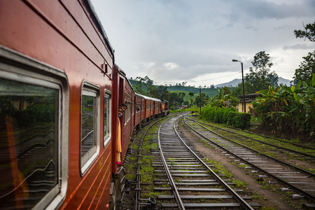 NUWARA ELIYA, SRI LANKA-APRIL 12: Old train on April 12, 2018 in Nuwara Eliya, Sri Lanka. Train on the tea plantationsのeditorial素材