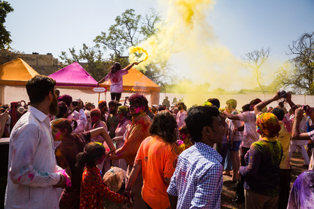 AGRA, INDIA-MARCH 2: Holi celebration on March 2, 2018 in Agra, India. People at celebration of Holiのeditorial素材