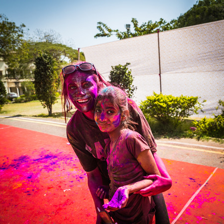 AGRA, INDIA-MARCH 2: Holi celebration on March 2, 2018 in Agra, India. People at celebration of Holiのeditorial素材