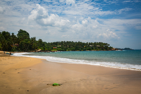 MIRISA, SRI LANKA-APRIL 25: A beach April 25, 2018 in Mirisa, Sri Lanka. Bounty beach viewのeditorial素材