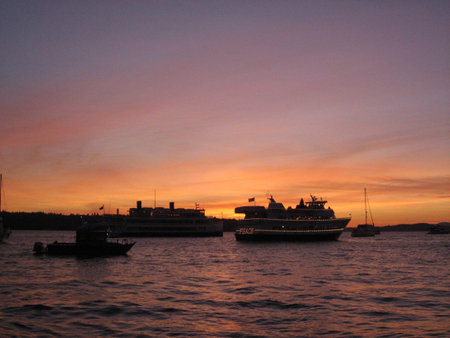Ships at sunsetの写真素材