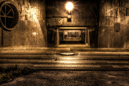 onder the train is there an Subway underpassの写真素材