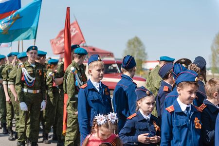 Zarinsk, Russia - May 9, 2019: Procession of the immortal regiment on Victory Day. The parade of people on May 9th. Victory Dayのeditorial素材