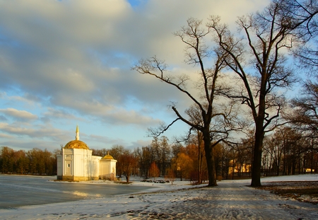 Evening in March in the Catherine Parkの写真素材