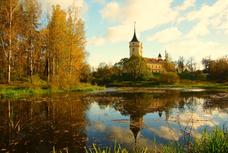 Autumn landscape in the park Mariental in Pavlovskの写真素材