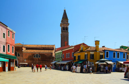 The bright colors of Burano island in Veniceのeditorial素材