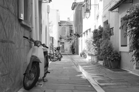 South morning in the narrow street of Rethymnon, Greeceのeditorial素材