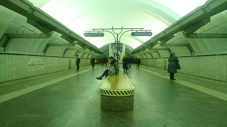 Chkalovskaya metro station platformのeditorial素材