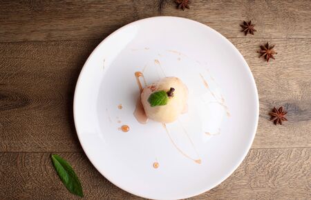 Baked pears with syrupの写真素材