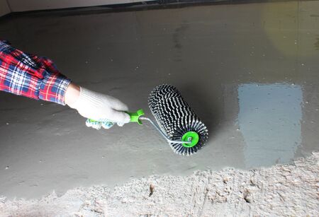 filling poses needle roller fillingの写真素材