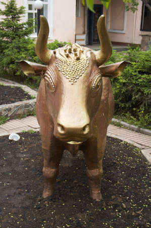 statue of bronze cow in Irkutskの写真素材