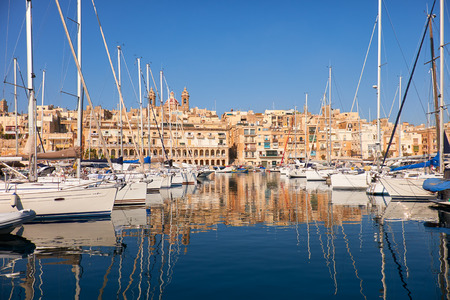 View on yachts in Malta bay Dahla tad-Dockyard between Senglea and Birguの写真素材