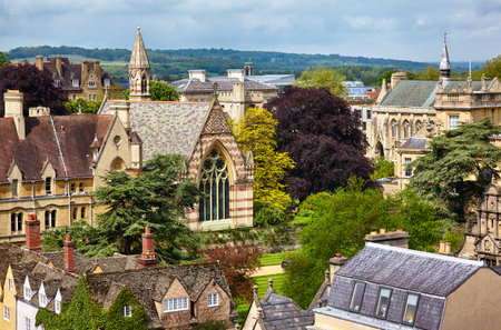 Views to the central of university city with the chapels of Balliol College (William Butterfield's chapel ) and St John's College from the cupola of Sheldonian Theatre. Oxford. Englandのeditorial素材