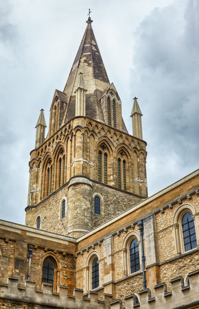 The tower over the crossing of Christ Church Cathedral as seen from the cloister garth. Oxford University. Englandのeditorial素材