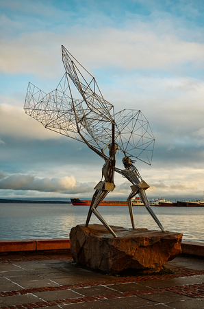 Karelia. Petrozavodsk. A gift of the city of the twin city of Duluth (USA). Sculpture Fishermen on the shore of Lake Onega. November 14, 2017のeditorial素材