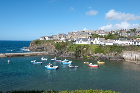 view of the small harbor of Port Isaac in Cornwallの写真素材