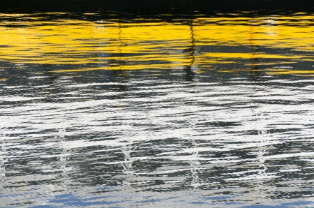 riflesso di tanti colori sul mare a San Franciscoの写真素材