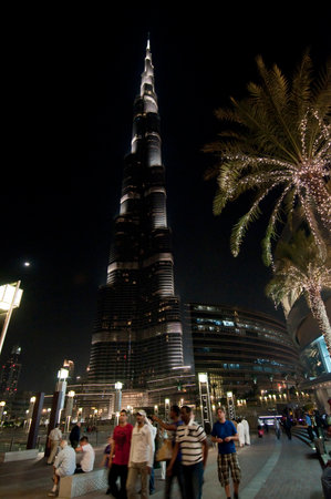 Buri Khalifa skyscraper in Dubai at night, United Arab Emiratesのeditorial素材