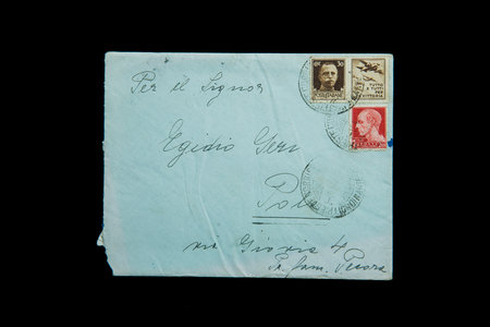 old envelope with stamps of the Italian kingdom of Italyのeditorial素材