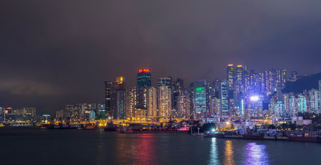 A nightime view of Hong Kong Islandのeditorial素材