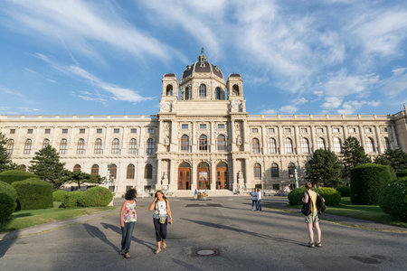 The facade of the Kunsthistorisches Museum in Viennaのeditorial素材
